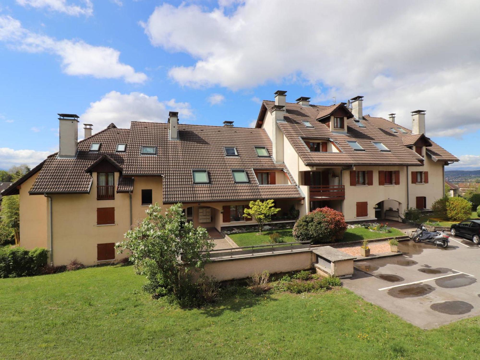 2* Avec Jardin Prive, Terrasse Et Parking - Calme, 2km Du D'annecy - Fr-1-432-8 Apartment Annecy